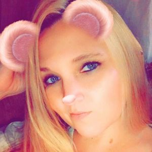 Meet your Posher, Rebekah